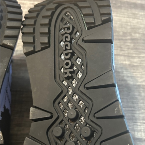 Collina Strada Black and Purple Athletic Shoes Reebok - Picture 9 of 11